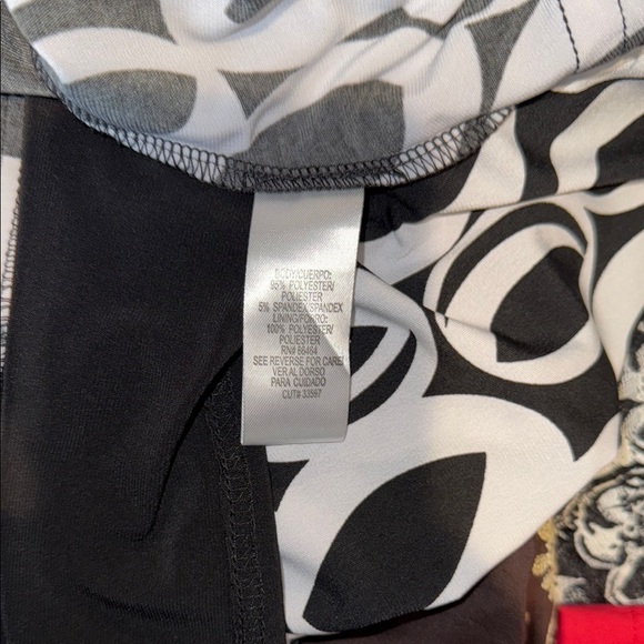 Sandra Darren Black and White, Wrap Over Bodice, Ruched Waist, Midi Dress - Picture 15 of 16